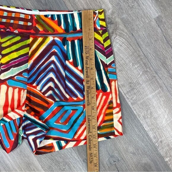 J. Crew Collection Cotton Geometric Print Pleat Chino Shorts 2 - Picture 8 of 10